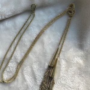 Phara Gold Kendra Scott Necklace